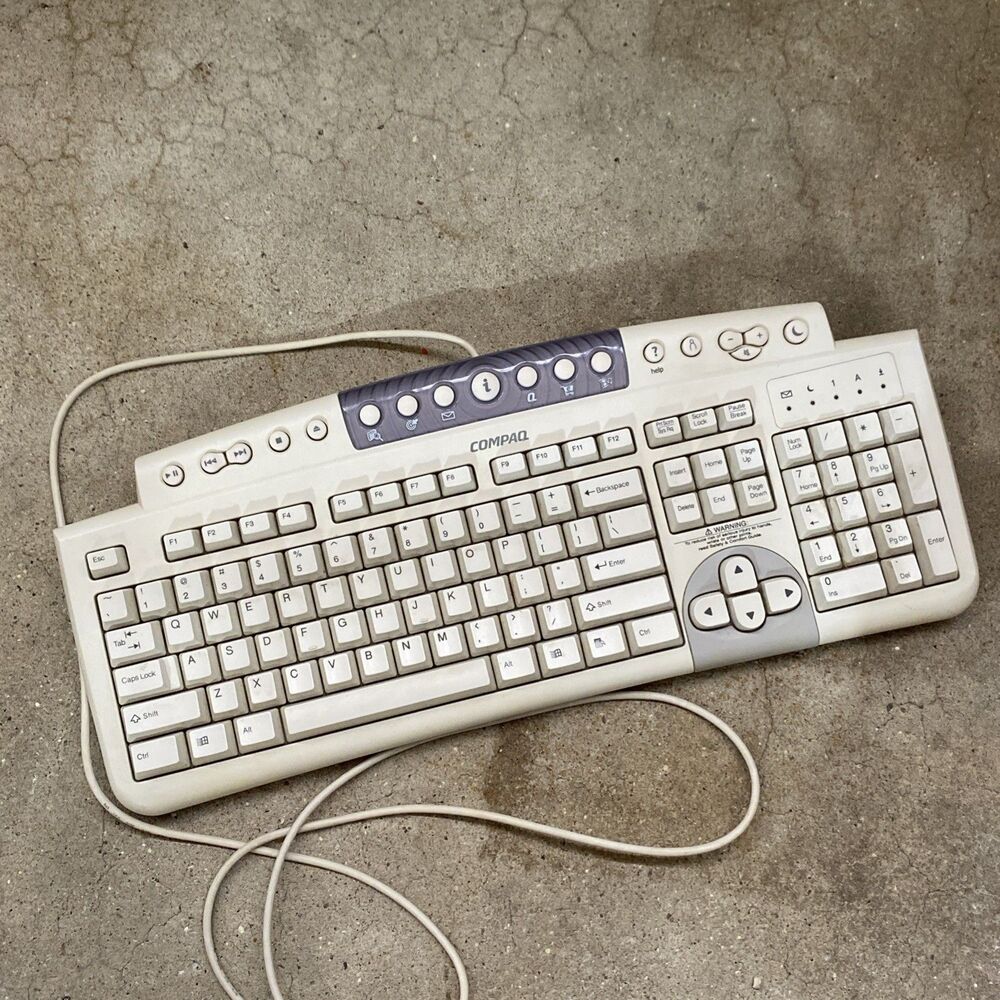 Vintage Compaq Wired USB Keyboard Model SDM4540UL Works